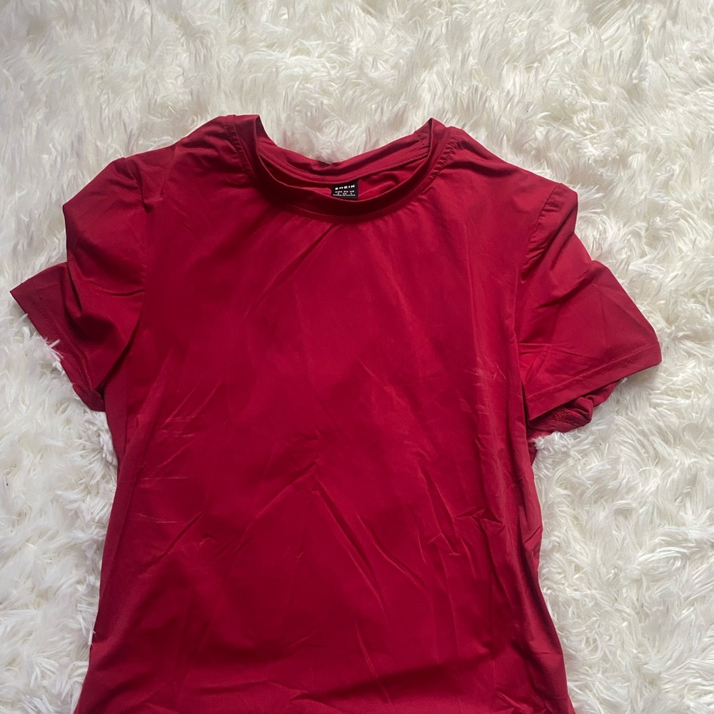 Short sleeved Burgundy top